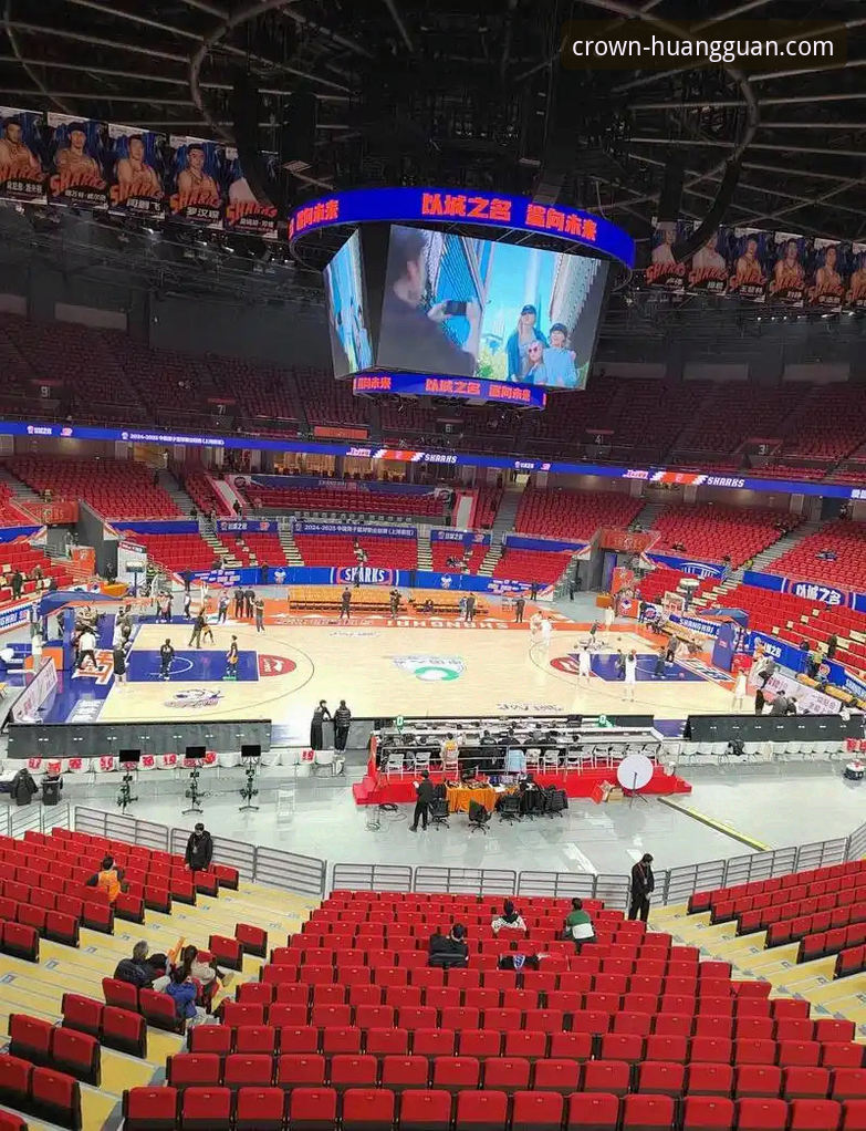 从上海队12连胜，看皇冠现金足球平台观赛实用指南